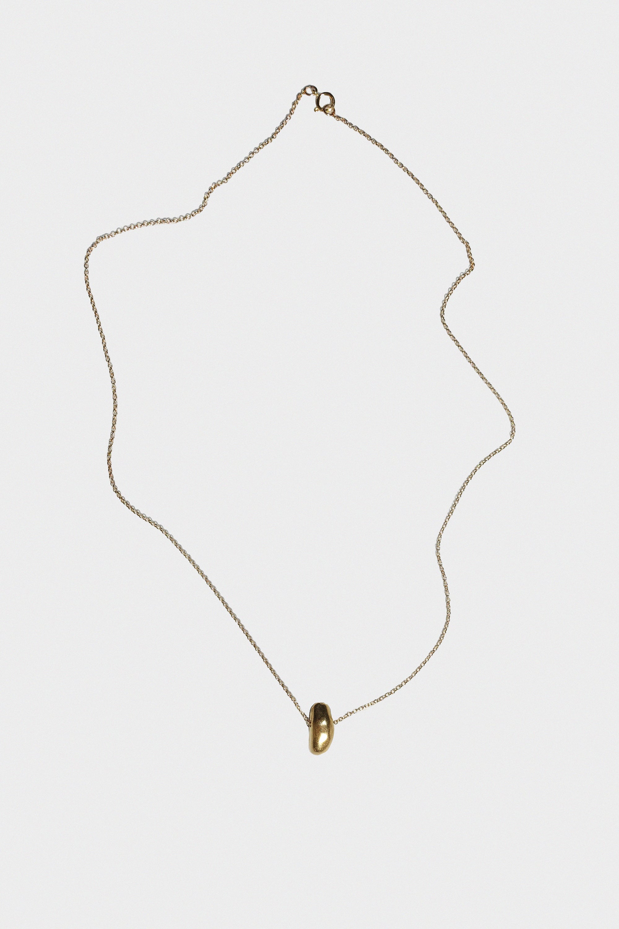 Fe Necklace in Gold