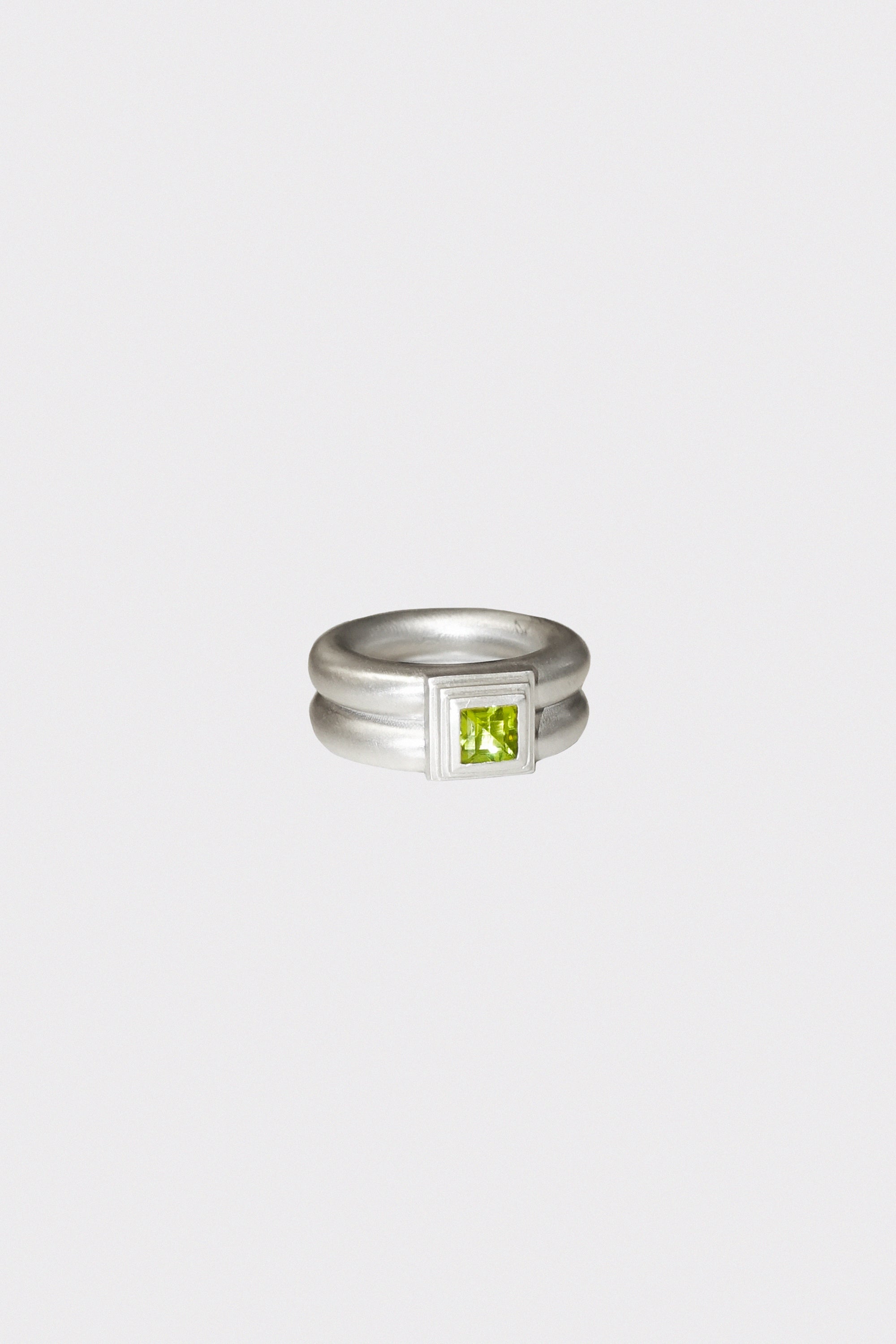 Ziggurat Ring in Sterling Silver & Peridot