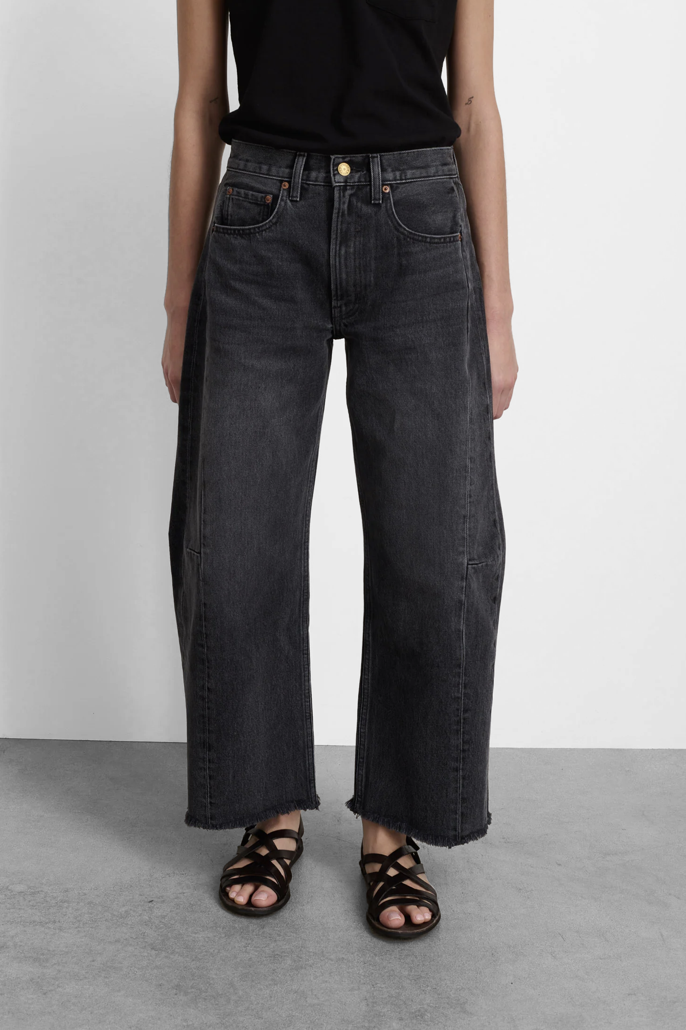 Relaxed Lasso Jean in Stil Black by B Sides