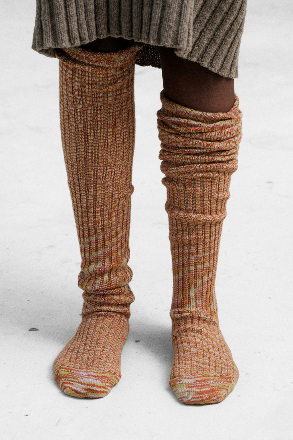 Twisted Overknee Socks in Orange Multi Organic Cotton